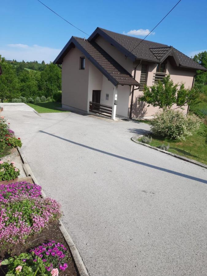 Guest House Tena Slunj Exterior foto